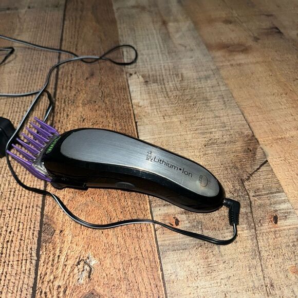 Wahl Professional Lithium Ion Cordless Pet Clippers Rechargeable Dog Grooming - Picture 9 of 11